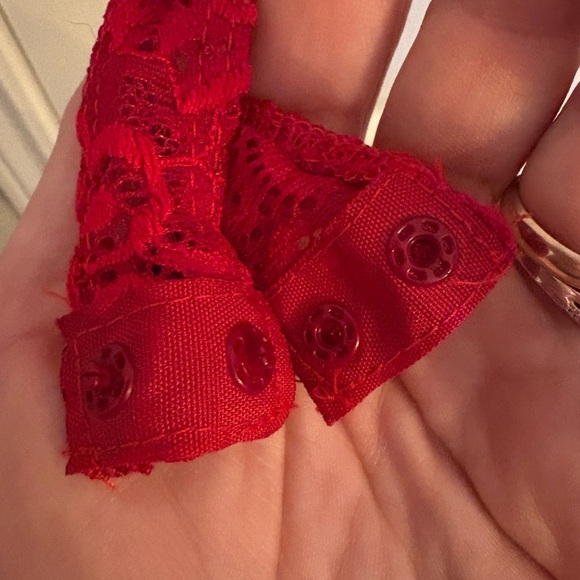 Revamped Lace Bodysuit - Picture 5 of 5